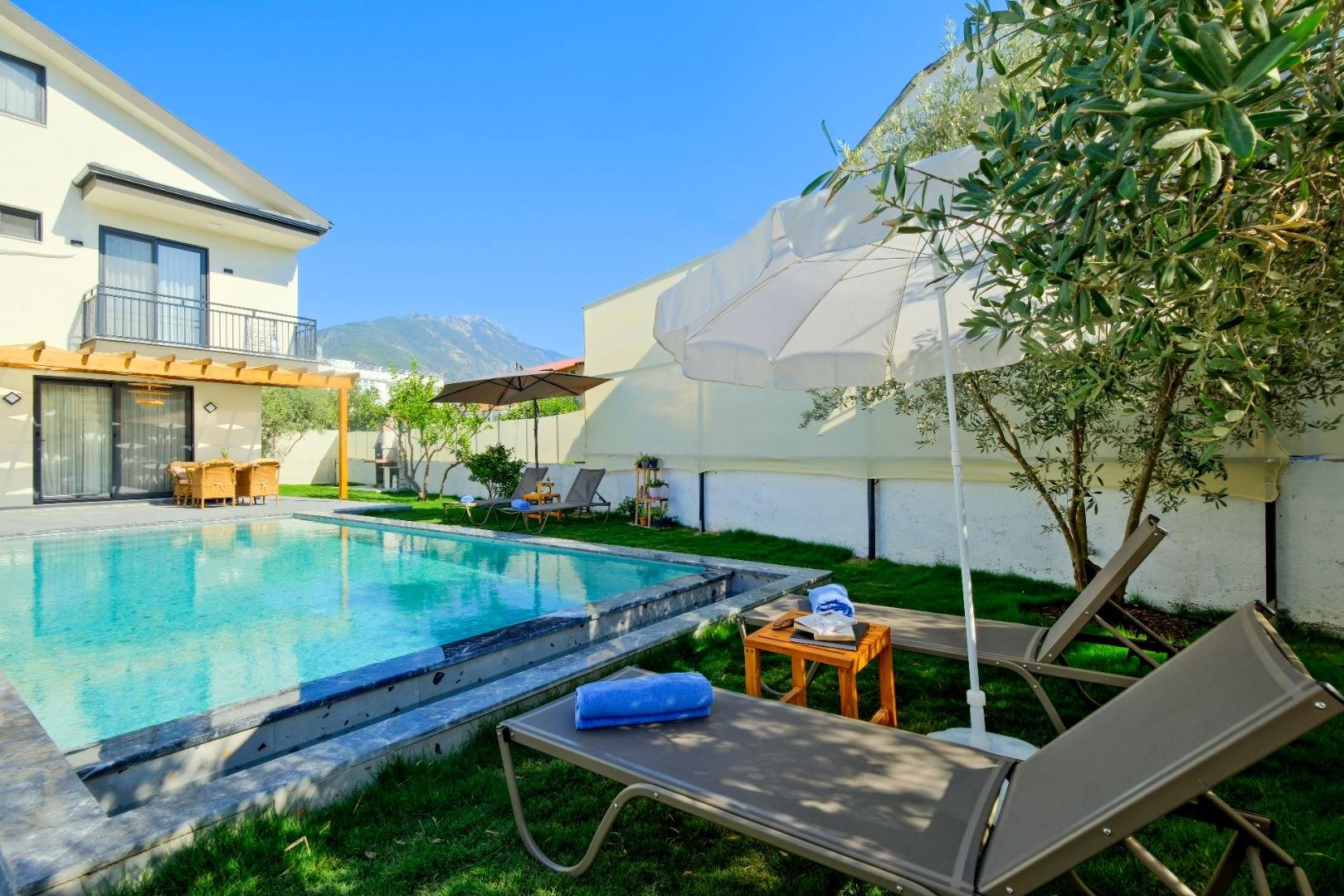 Fethiye Babataşı'nda Nezih Konumda, Özel Havuzlu, 3+1 Villa