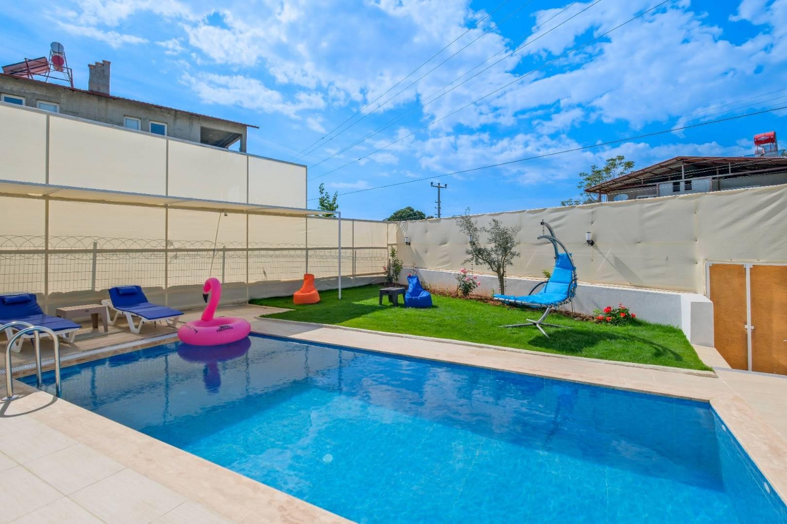Fethiye Bozyer'de Çekirdek Ailelere Uygun, Özel Havuzlu, Şık Villa-33365