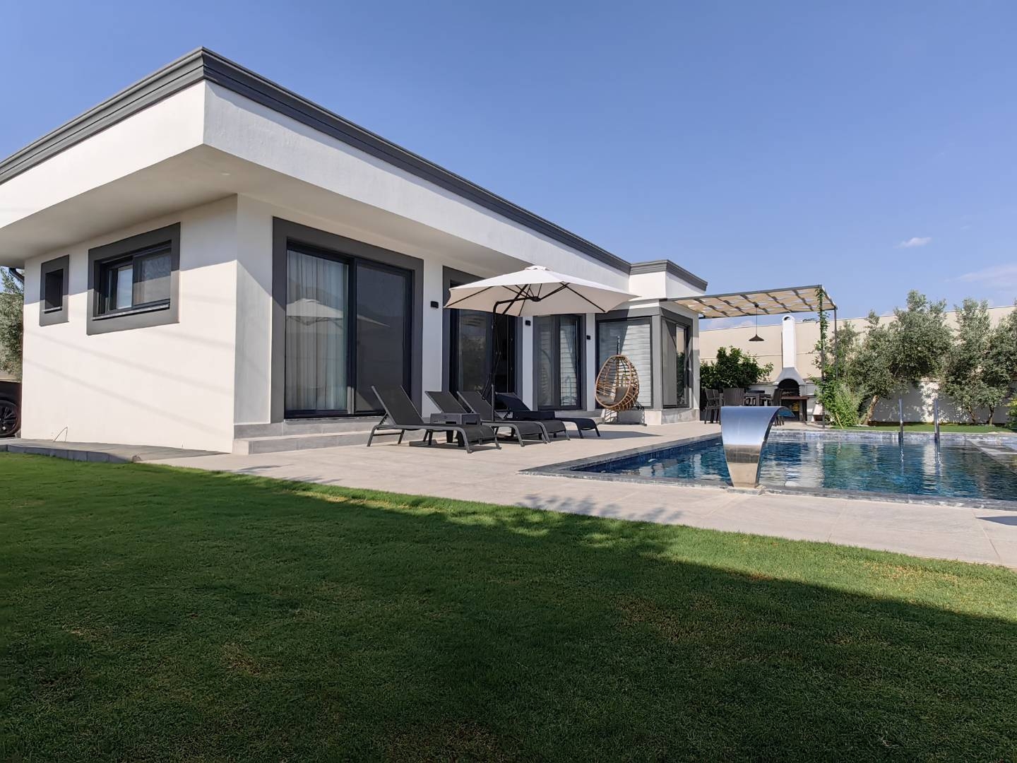 Fethiye Karaçulha'da Doğa İçerisinde, Özel Havuzlu, Şık Villa