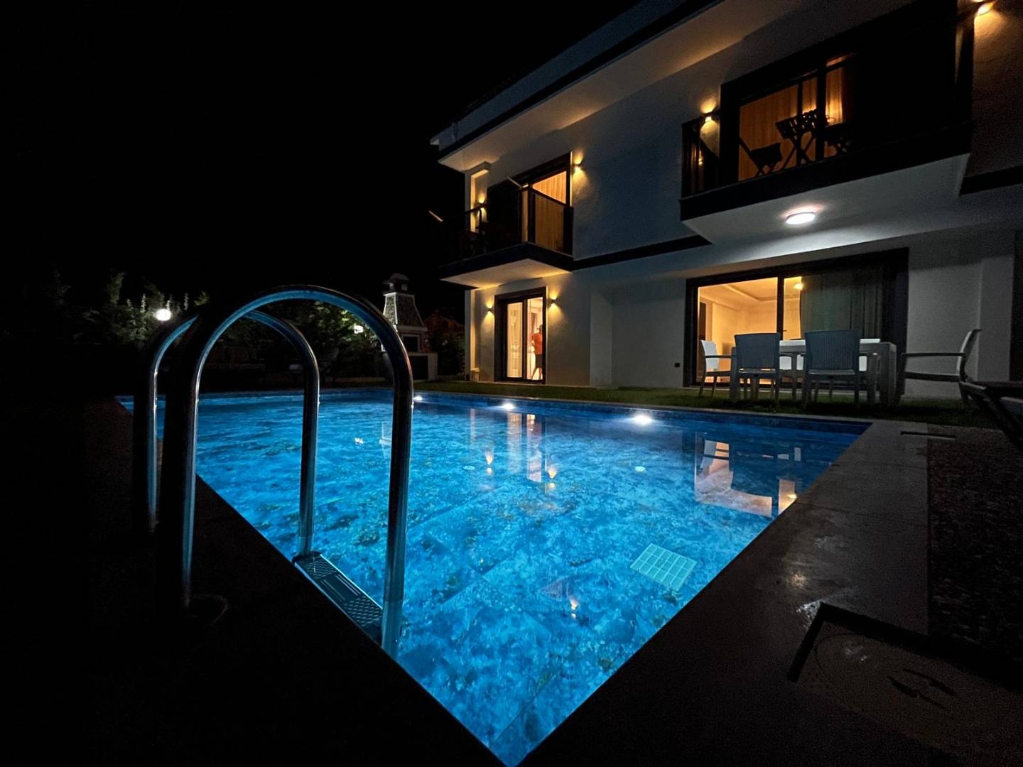 Fethiye Akarca'da Elverişli Konumda, Özel Havuzlu, Lüks Villa