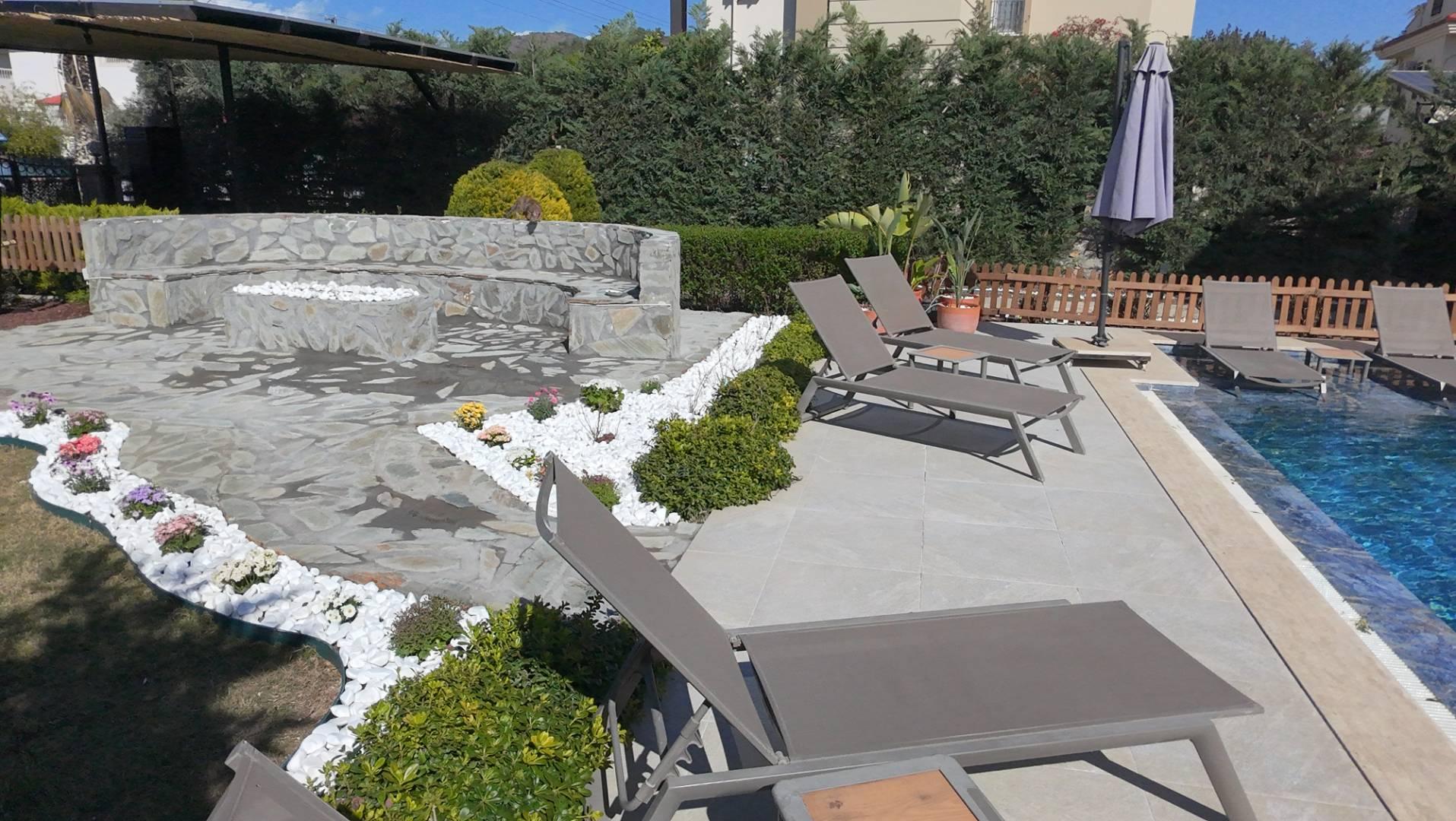 Fethiye Foça'da Denize Yakın Mesafede, Özel Havuzlu, Kiralık Villa-35100
