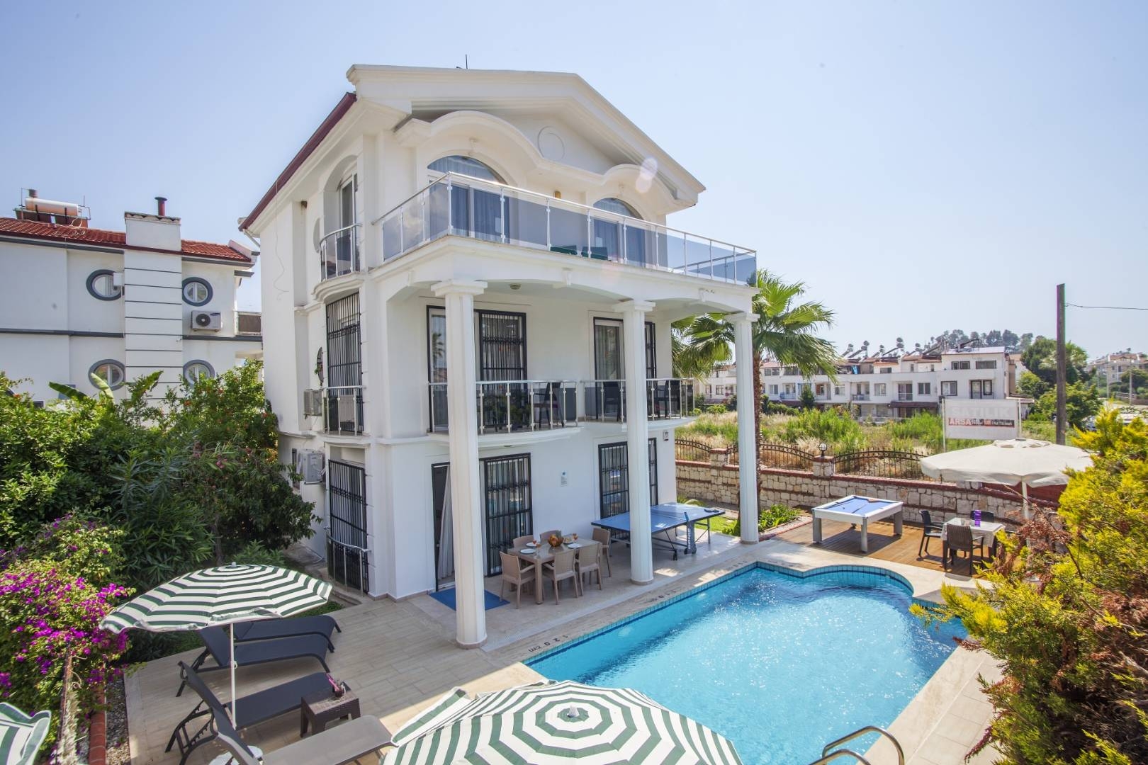 Fethiye Çalış’ta Elverişli Konumda, Özel Havuzlu, 3+1 Villa