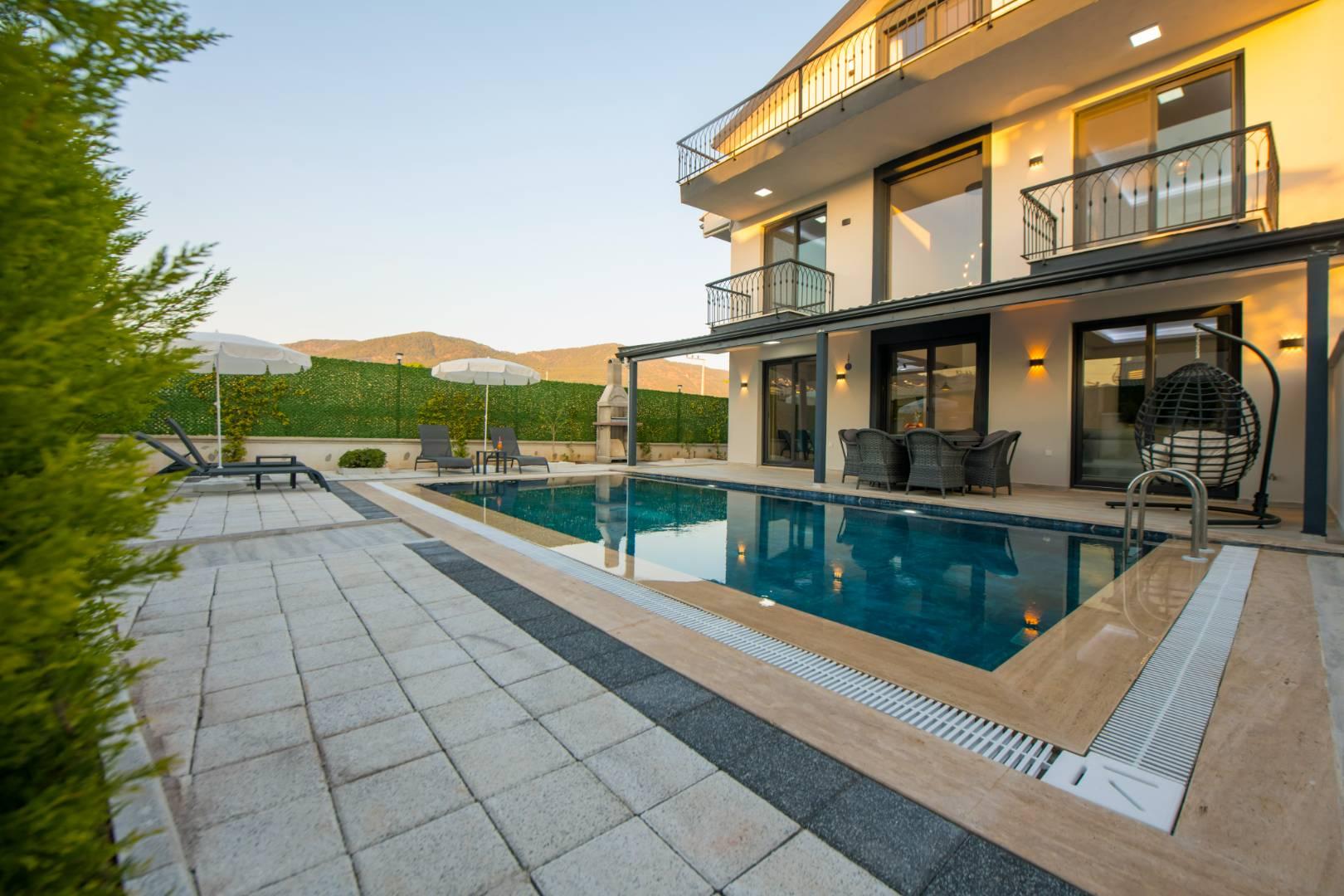 Fethiye Çamköy'de 6 Kişi Kapasiteli, Özel Havuzlu, Lüks Villa-43489