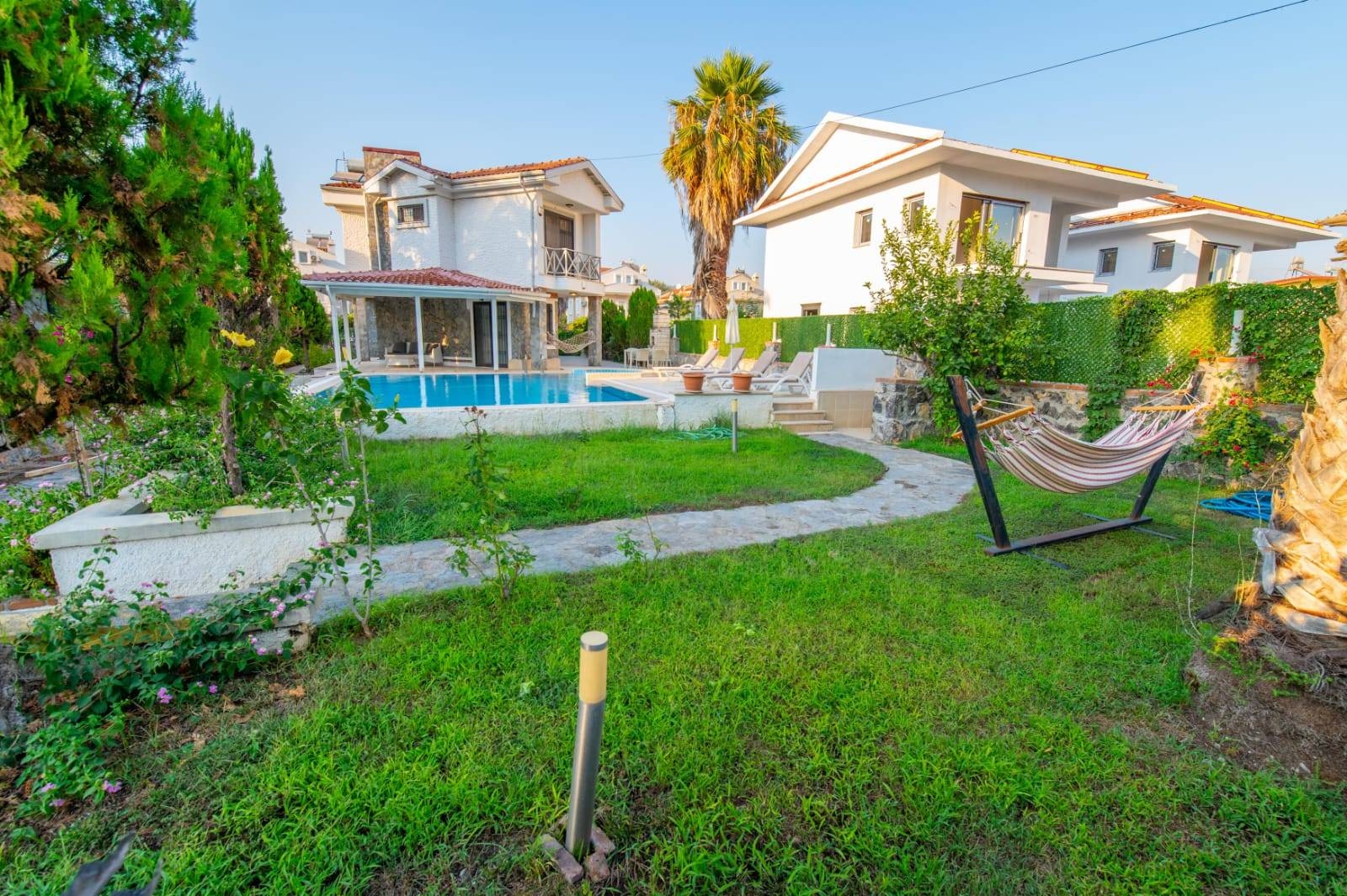 Fethiye Çiftlik'te Denize Yakın, Özel Havuzlu, 8 Kişilik Villa