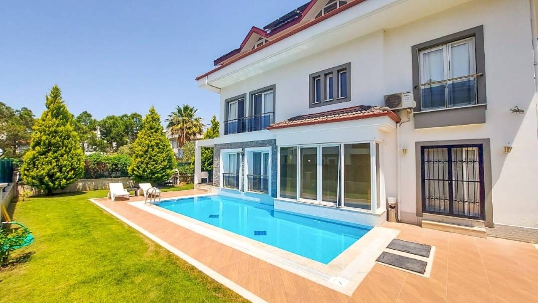 Fethiye Çiftlik'te Geniş Ailelere Uygun, Özel Havuzlu, Konforlu Villa