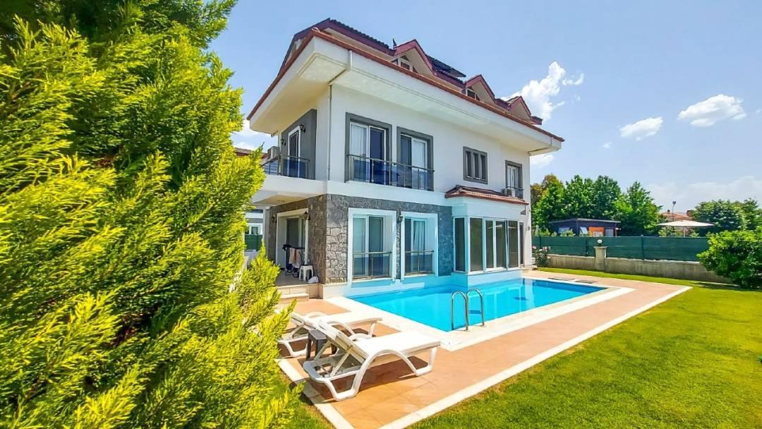 Fethiye Çiftlik'te Geniş Ailelere Uygun, Özel Havuzlu, Konforlu Villa-43590