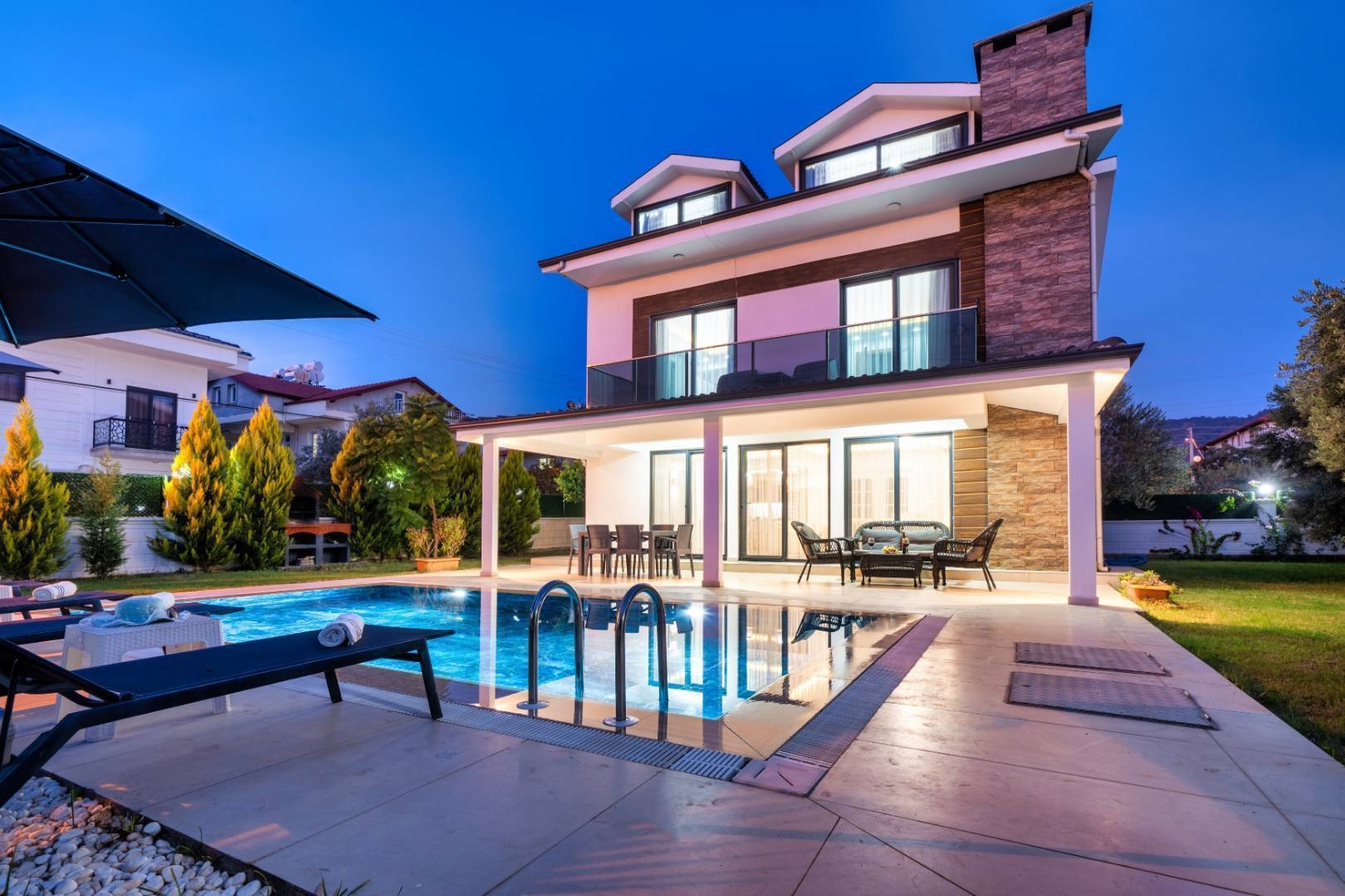Fethiye Çiftlik'te Kalabalık Ailelere Uygun, Özel Havuzlu, Şık Villa