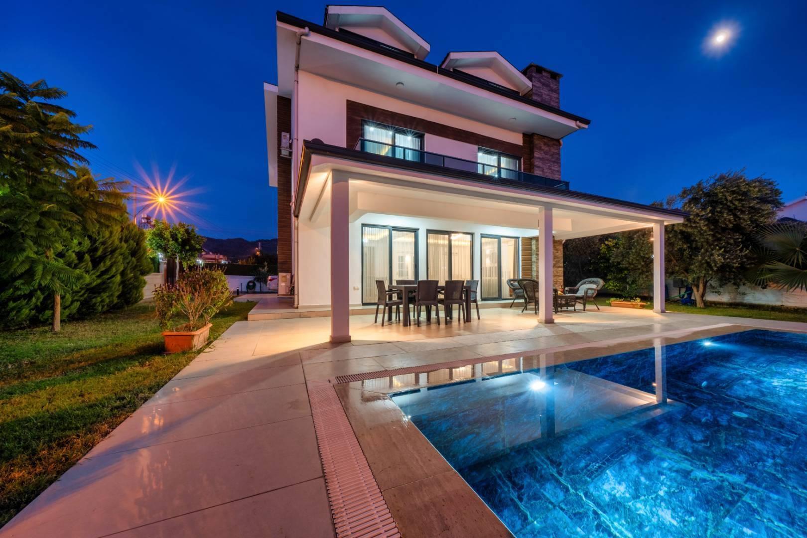 Fethiye Çiftlik'te Kalabalık Ailelere Uygun, Özel Havuzlu, Şık Villa-27777