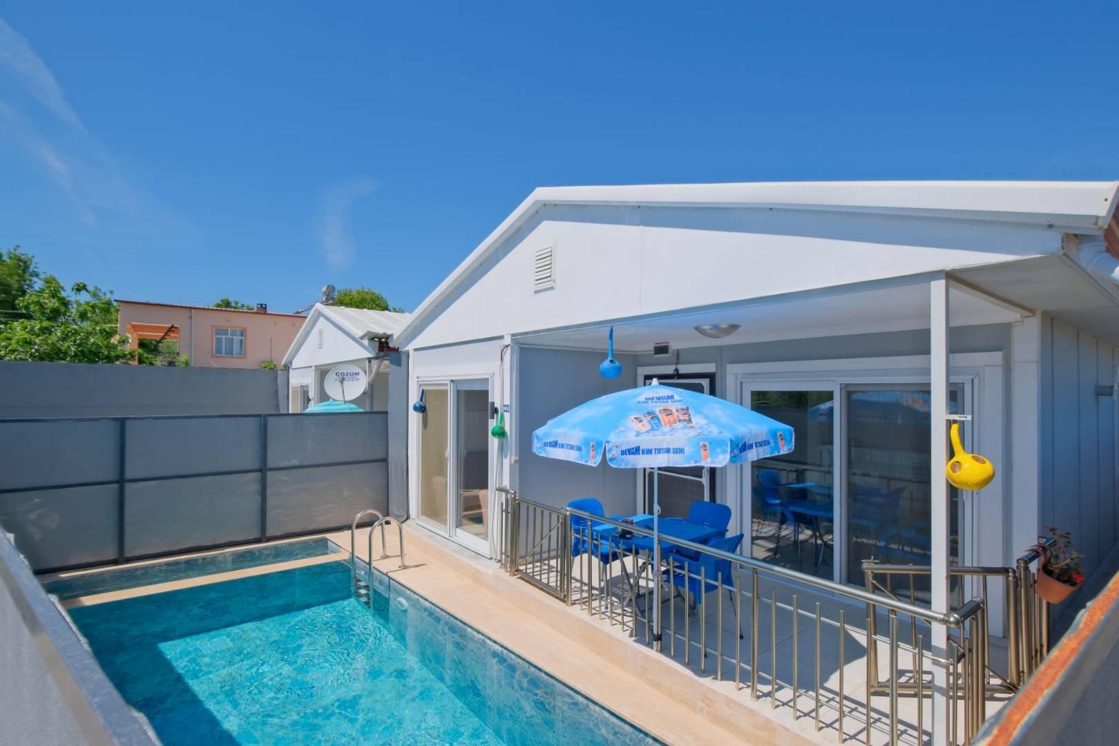 Fethiye Çiftlik'te Merkeze Yakın Konumda, Özel Havuzlu, Tatil Evi-36147