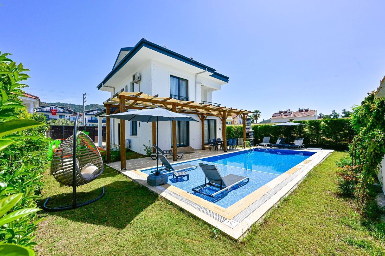 Fethiye Çiftlik'te Yemyeşil Bahçeli, Özel Havuzlu, Lüks Villa