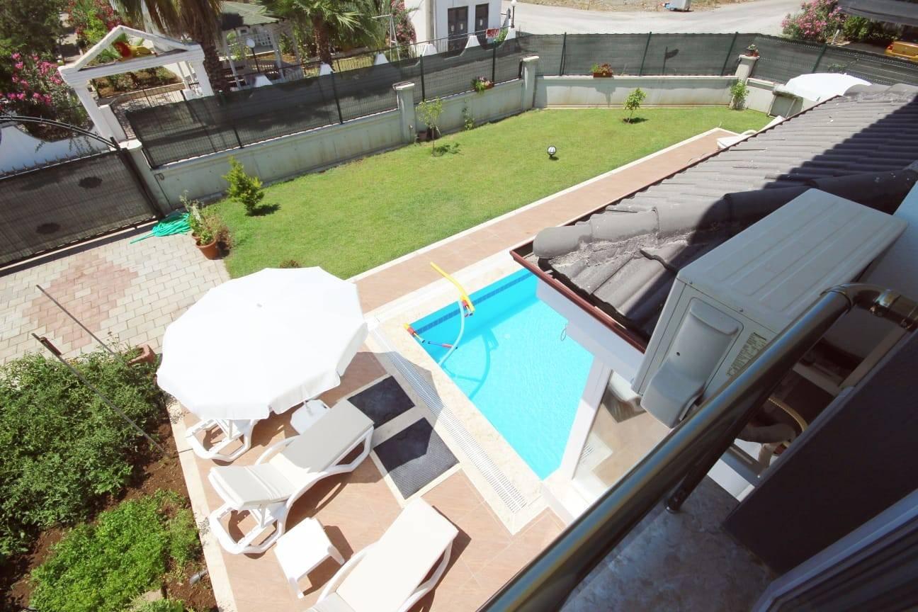 Fethiye Çiftlik'te Yeşil Bahçe İçerisinde, Özel Havuzlu, 4+1 Villa-42136