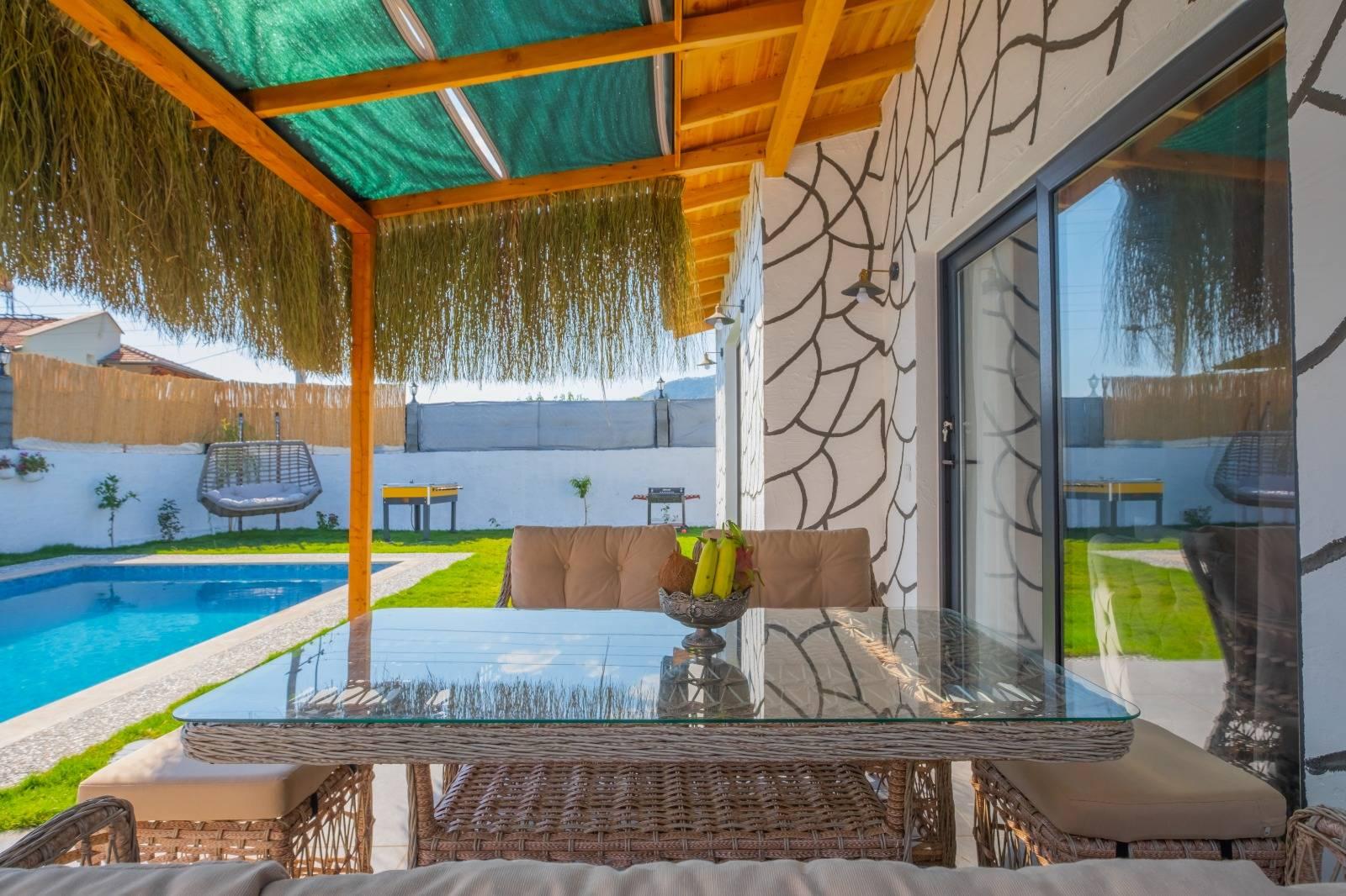 Fethiye Eldirek'te Doğa İçerisinde, Özel Havuzlu, Modern Villa-42323