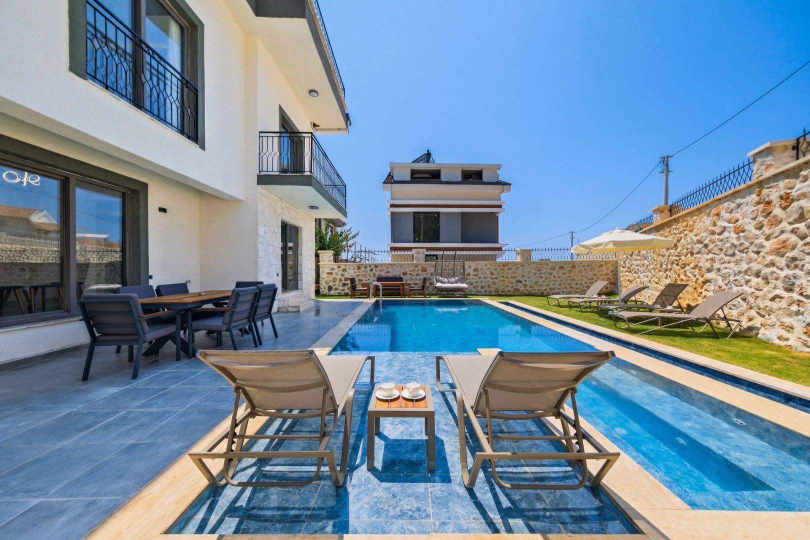 Fethiye Faralya'da Nezih Konumda, Özel Havuzlu, İkiz Villa-41532
