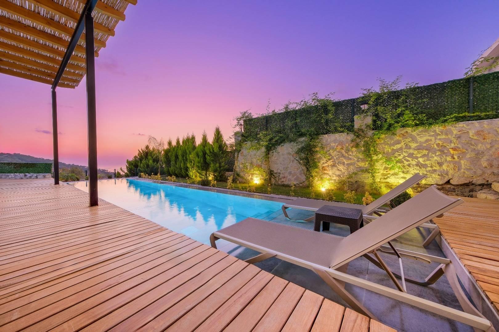 Fethiye Faralya'da Sessizlik İçerisinde, Özel Havuzlu, Şık Villa-42938