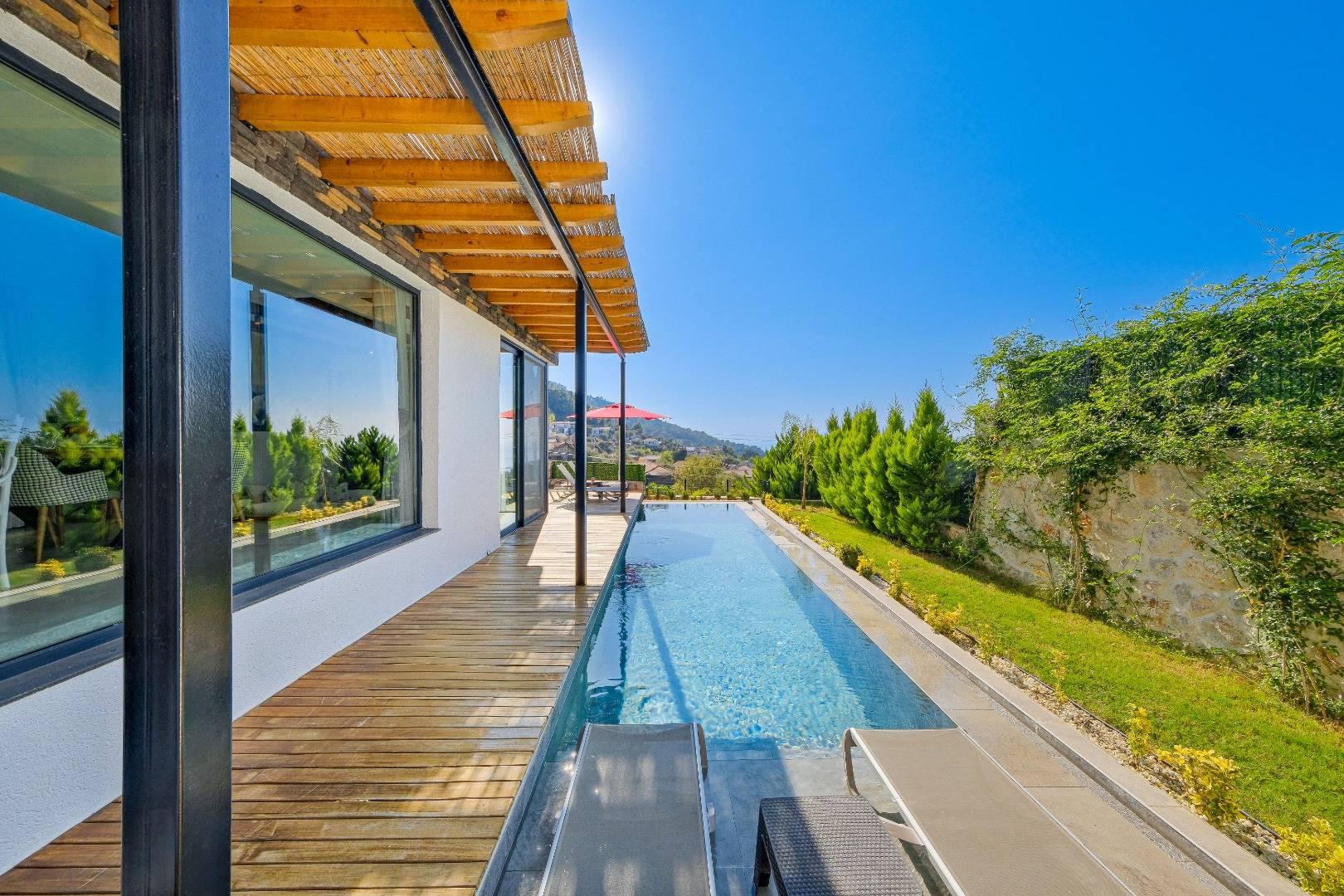 Fethiye Faralya'da Sessizlik İçerisinde, Özel Havuzlu, Şık Villa-42938