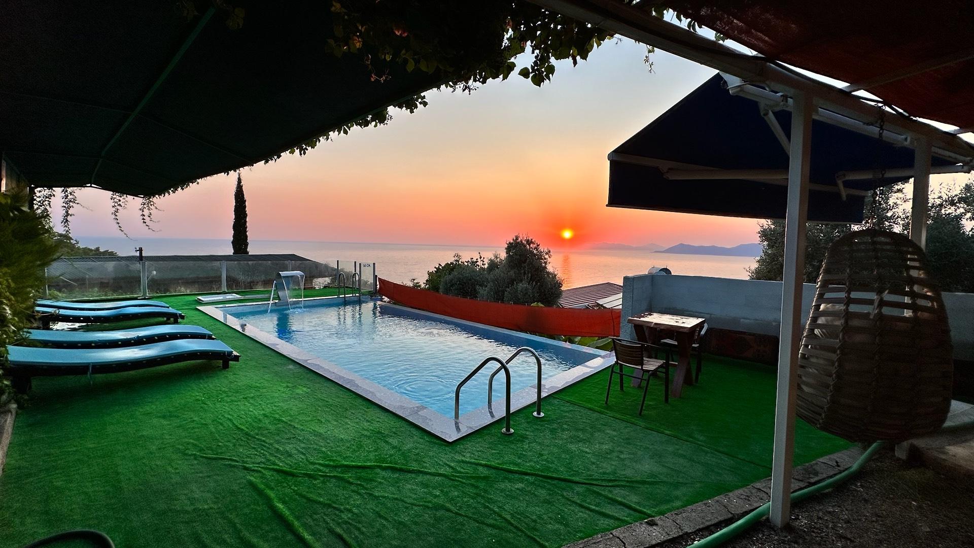 Fethiye Faralya'da Yeşillikler İçerisinde, Özel Havuzlu, Ahşap Villa-42958