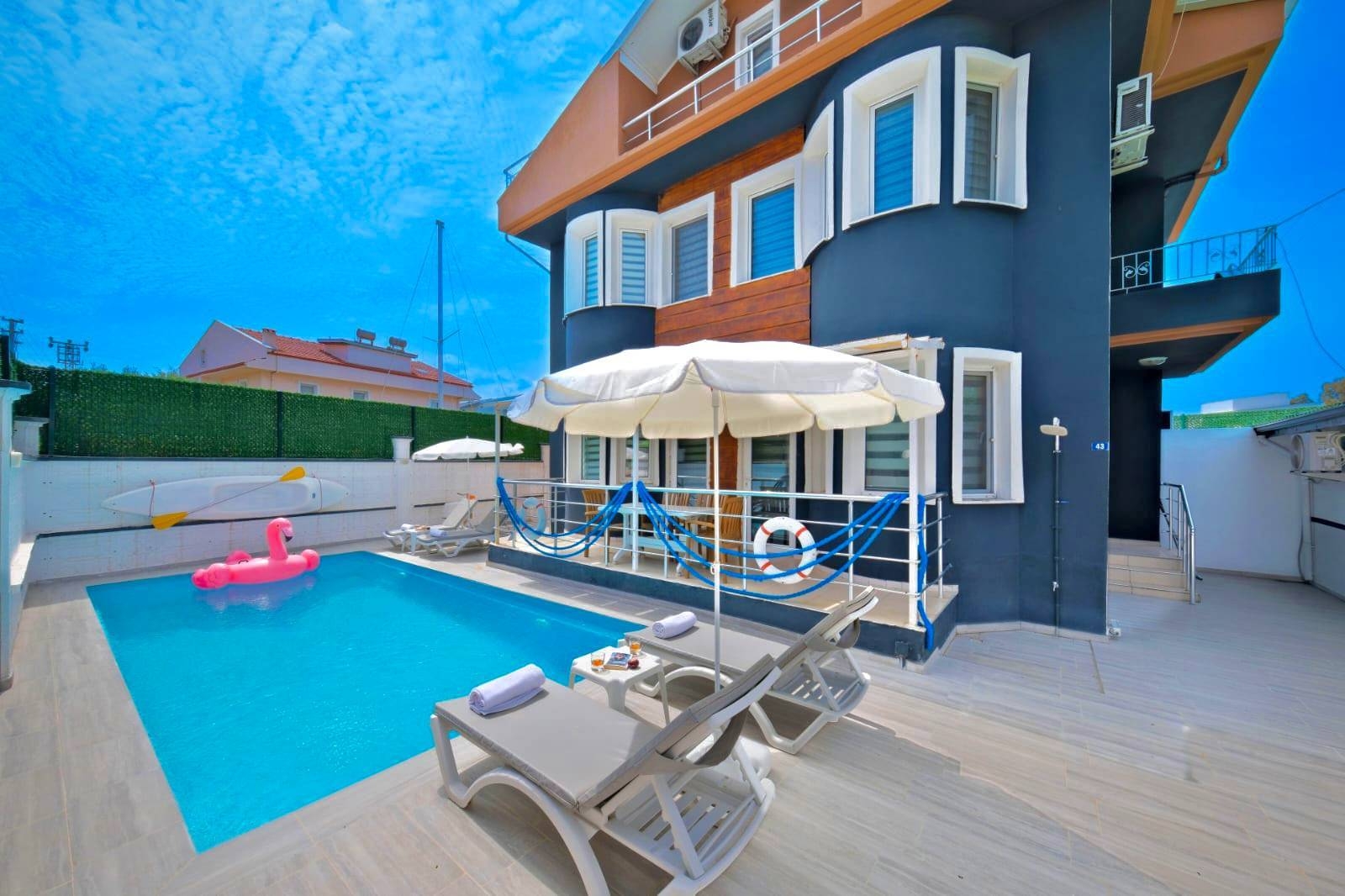 Muğla Fethiye'de Muhteşem Doğa İçerisinde, Modern Tasarımlı Villa
