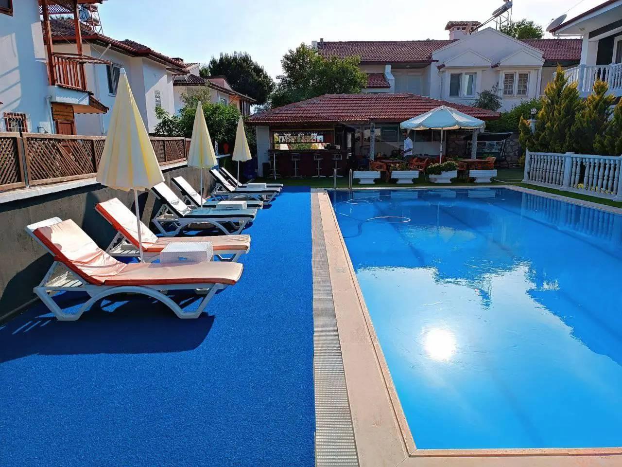 Fethiye Foça'da Denize Yürüme Mesafesinde, Ortak Havuzlu, 1+1 Apart-41628