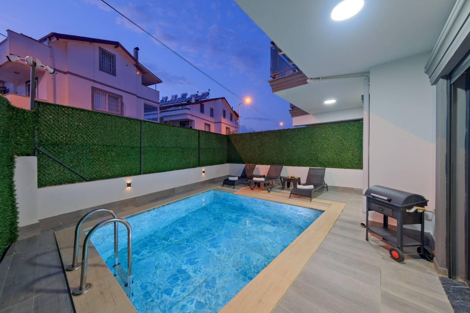 Fethiye Foça'da Doğayla Baş Başa, Özel Havuzlu, 8 Kişilik Villa-33288