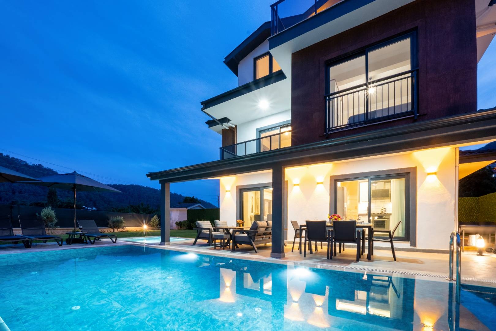 Fethiye İnlice'de Doğa İçerisinde, Özel Havuzlu, Şık Villa