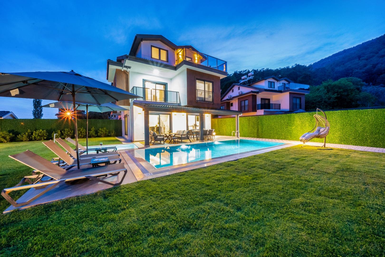 Fethiye İnlice'de Doğa İçerisinde, Özel Havuzlu, Şık Villa