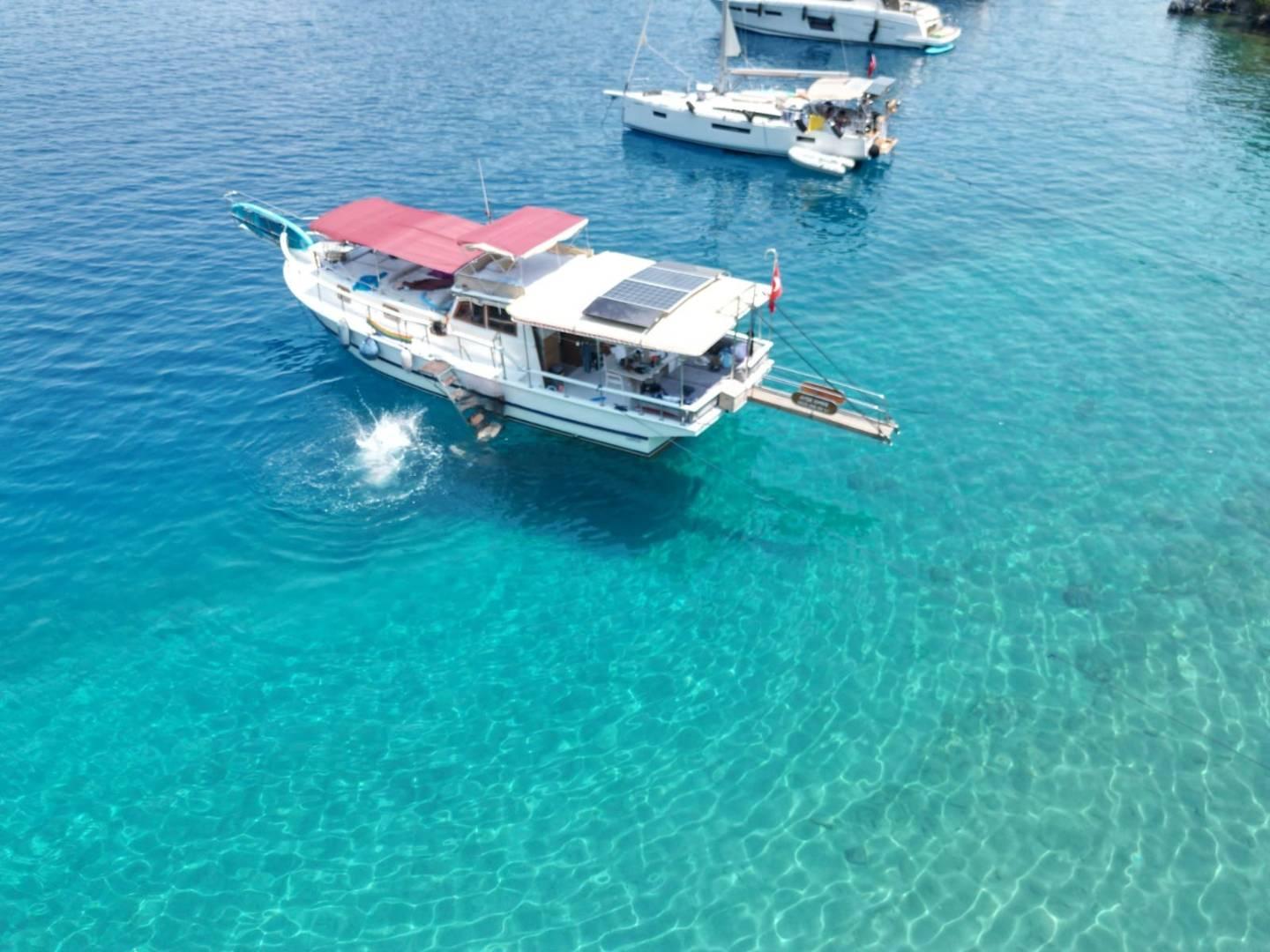 Fethiye Göcek'in Berrak Sularında, 2 Kabinli, 4 Kişilik Gulet-43572