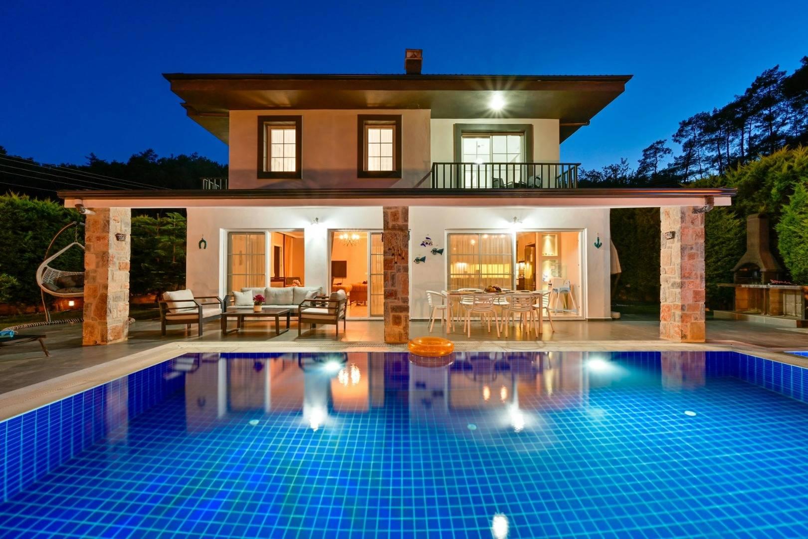 Fethiye İnlice'de 6 Kişi Kapasiteli, Özel Havuzlu, Lüks Villa-30726