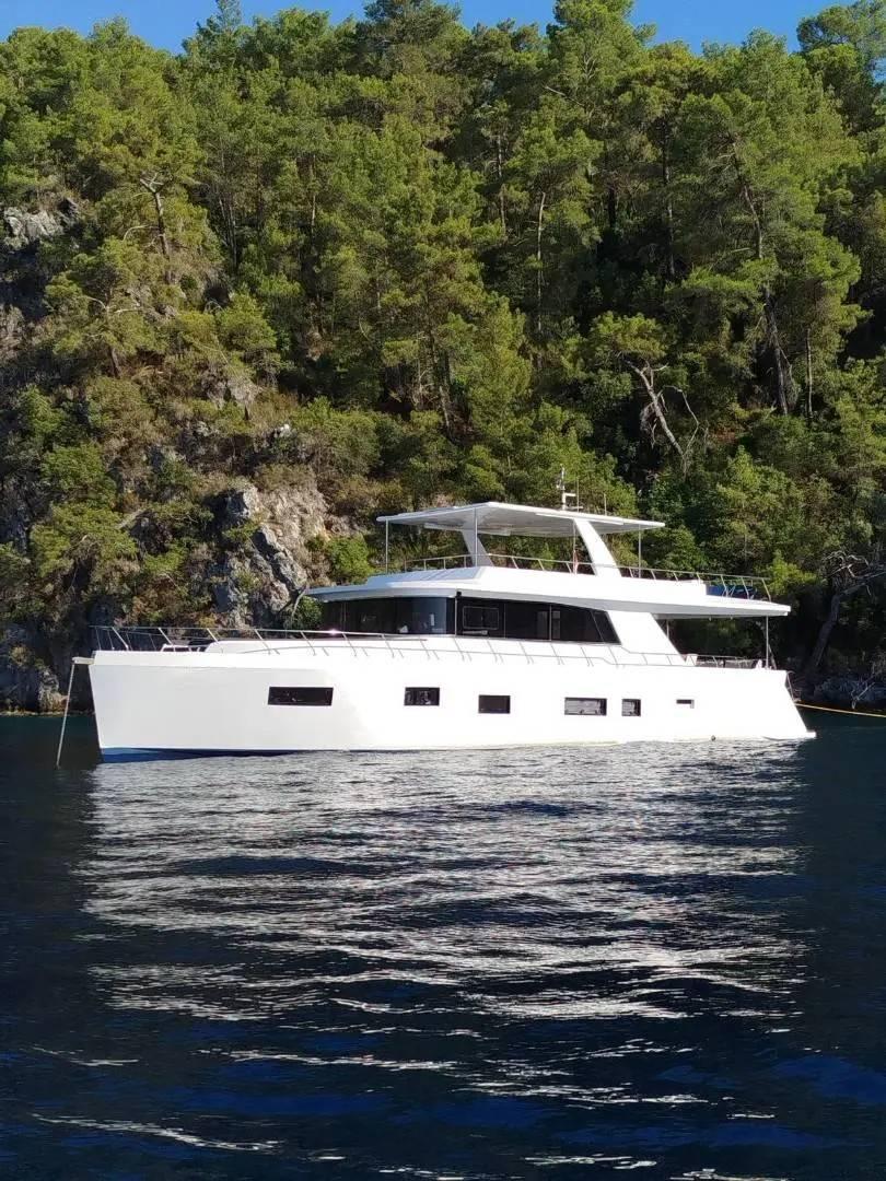 Fethiye Göcek'te Benzersiz Maviliğin İçinde, 4 Kabinli, Şık Motoryat-43927