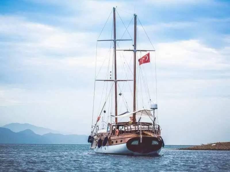 Fethiye Göcek'te Eşsiz Mavilikler İçerisinde, 9 Kişilik, Şık Gulet-43032