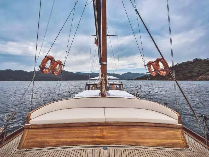 Fethiye Göcek'te Eşsiz Mavilikler İçerisinde, 9 Kişilik, Şık Gulet-43032