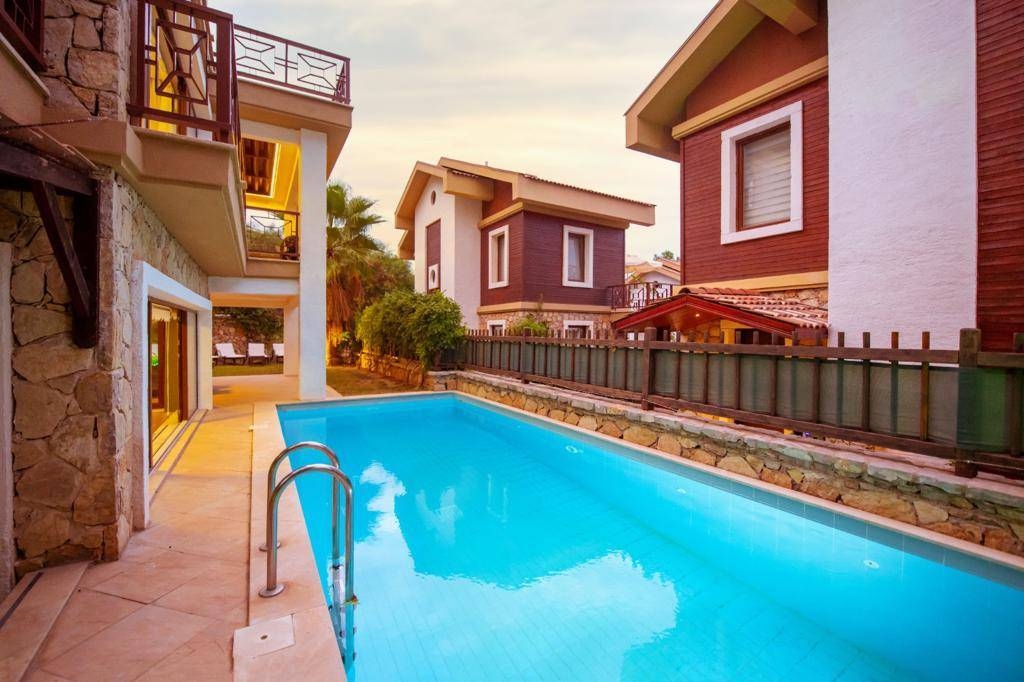 Fethiye Göcek'te Geniş Ailelere Uygun, Özel Havuzlu, 8 Kişilik Villa