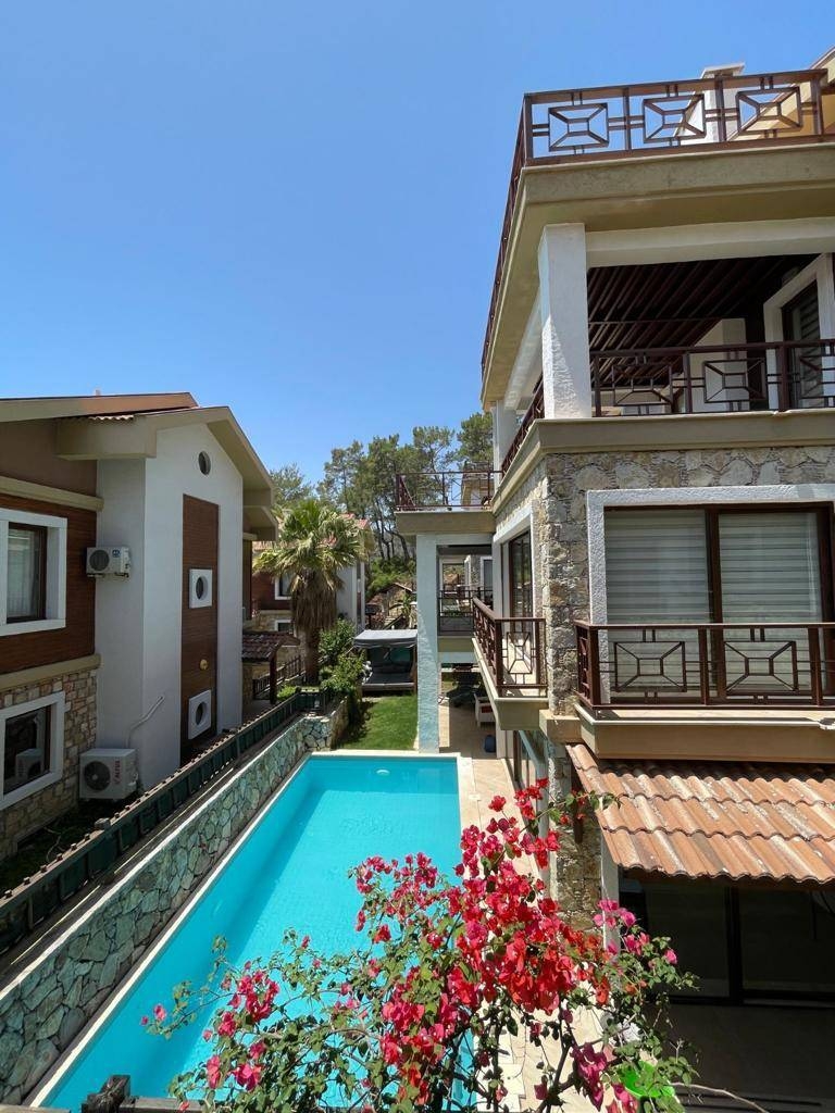 Fethiye Göcek'te Modern Tasarımlı, Özel Havuzlu, Ferah Villa