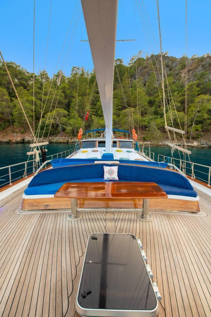 Fethiye Göcek'te Şık Tasarımlı, Eşsiz Koylarda, Modern Gulet -35236