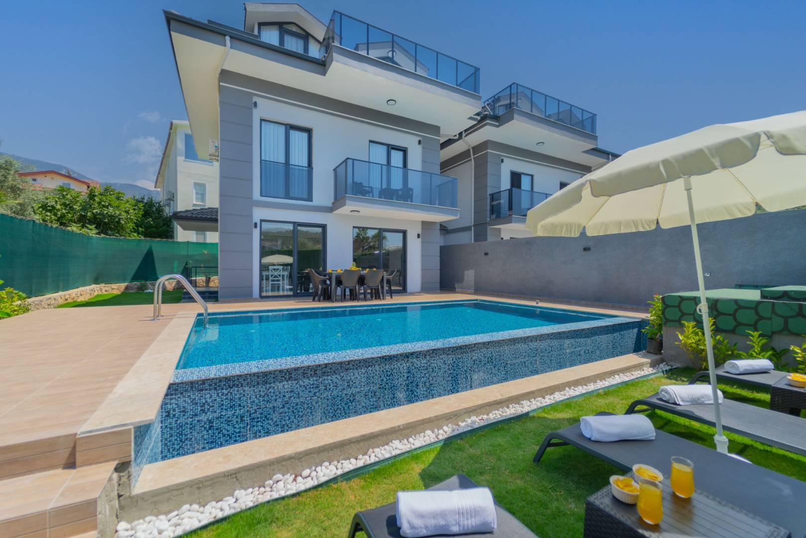 Fethiye Ölüdeniz'de Doğanın Kucağında, Özel Havuzlu, 6 Kişilik Villa-42091