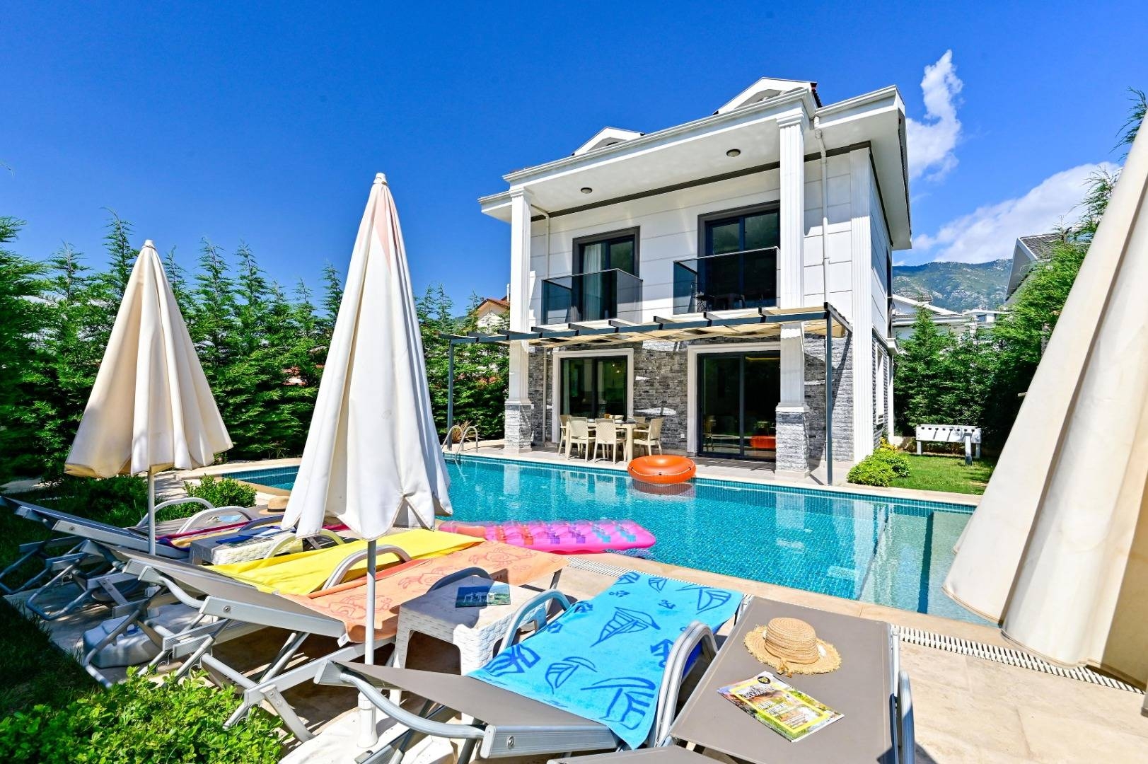 Fethiye Ölüdeniz'de Kalabalık Ailelere Uygun, Özel Havuzlu, Şık Villa