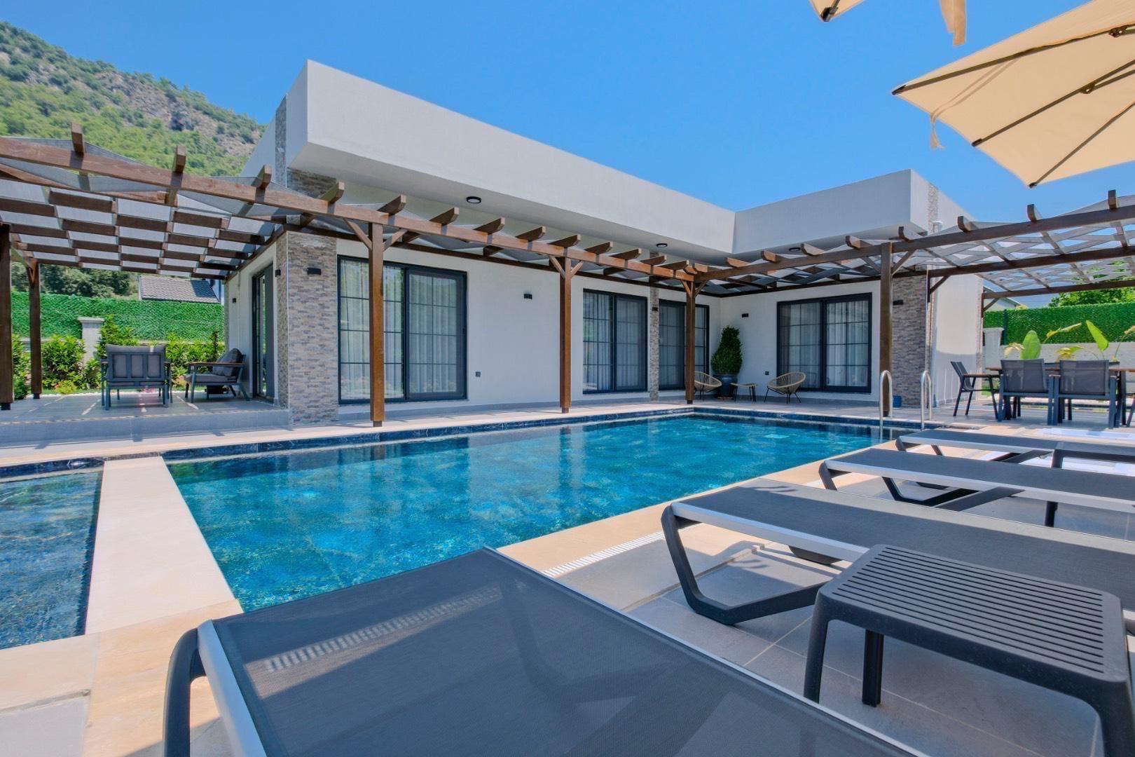 Fethiye İnlice'de Yeşillikler İçerisinde, Özel Havuzlu, Saunalı Villa-42745