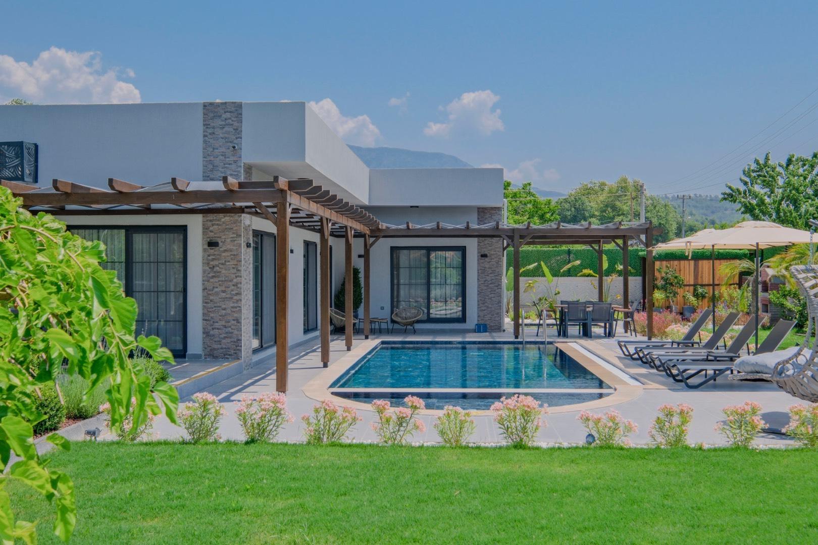 Fethiye İnlice'de Yeşillikler İçerisinde, Özel Havuzlu, Saunalı Villa-42745