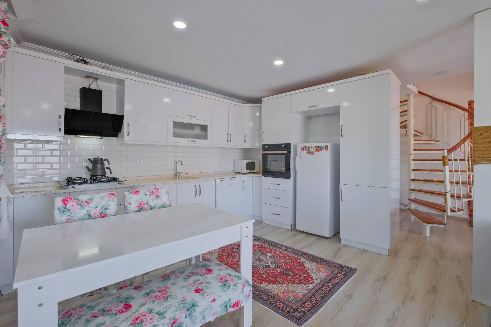 Fethiye Karaçulha'da Minimal Tasarımlı, Özel Havuzlu, Tatil Villası-43259