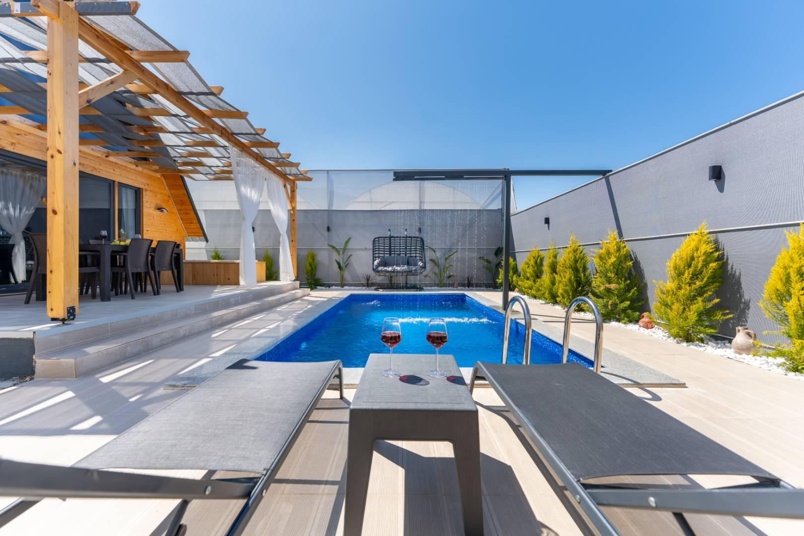 Fethiye Karaçulha'da Doğa İle İç İçe, Özel Havuzlu, Şık Bungalov-43813