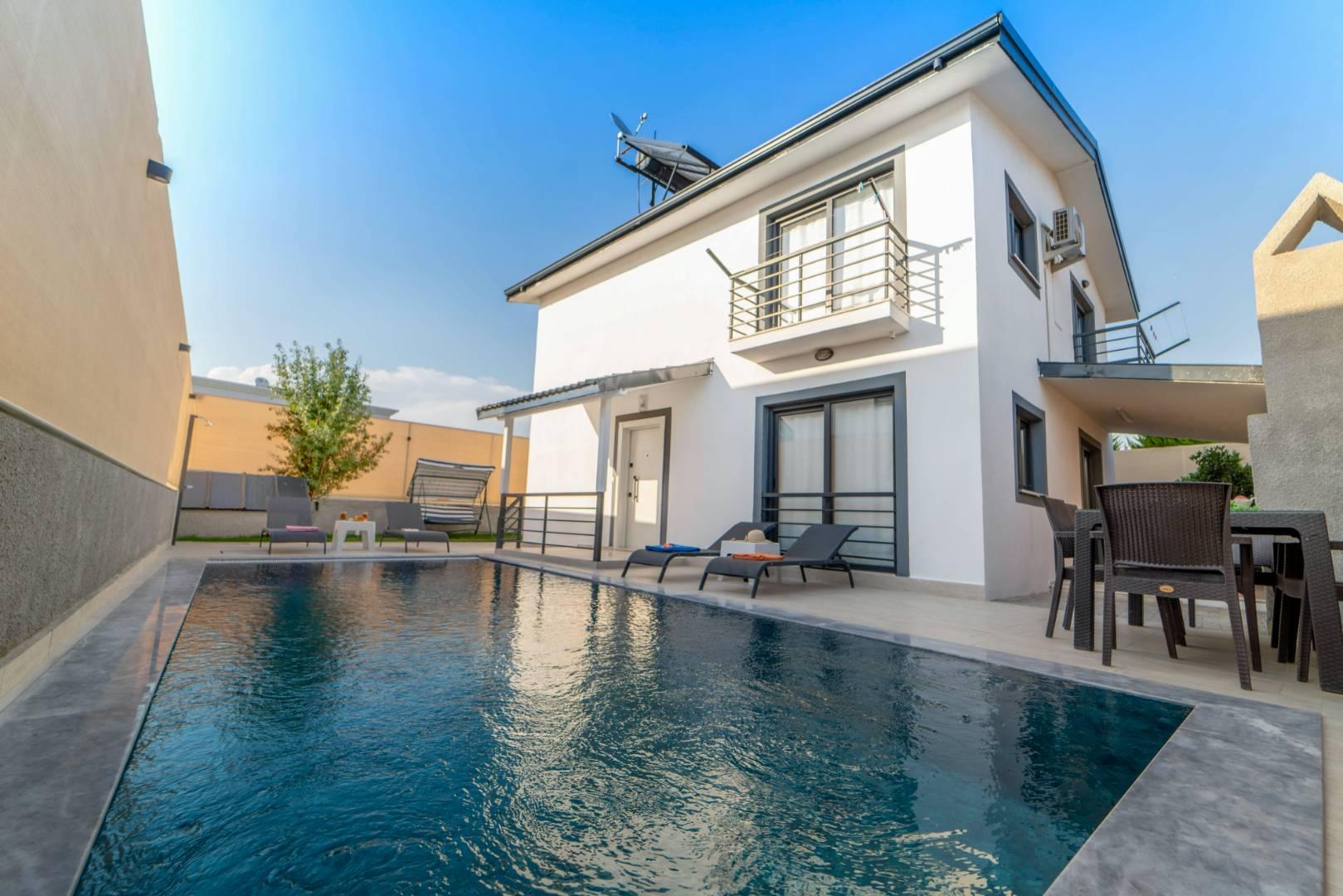 Fethiye Karaçulha'da Elverişli Konumda, Özel Havuzlu, 7 Kişilik Villa-41708