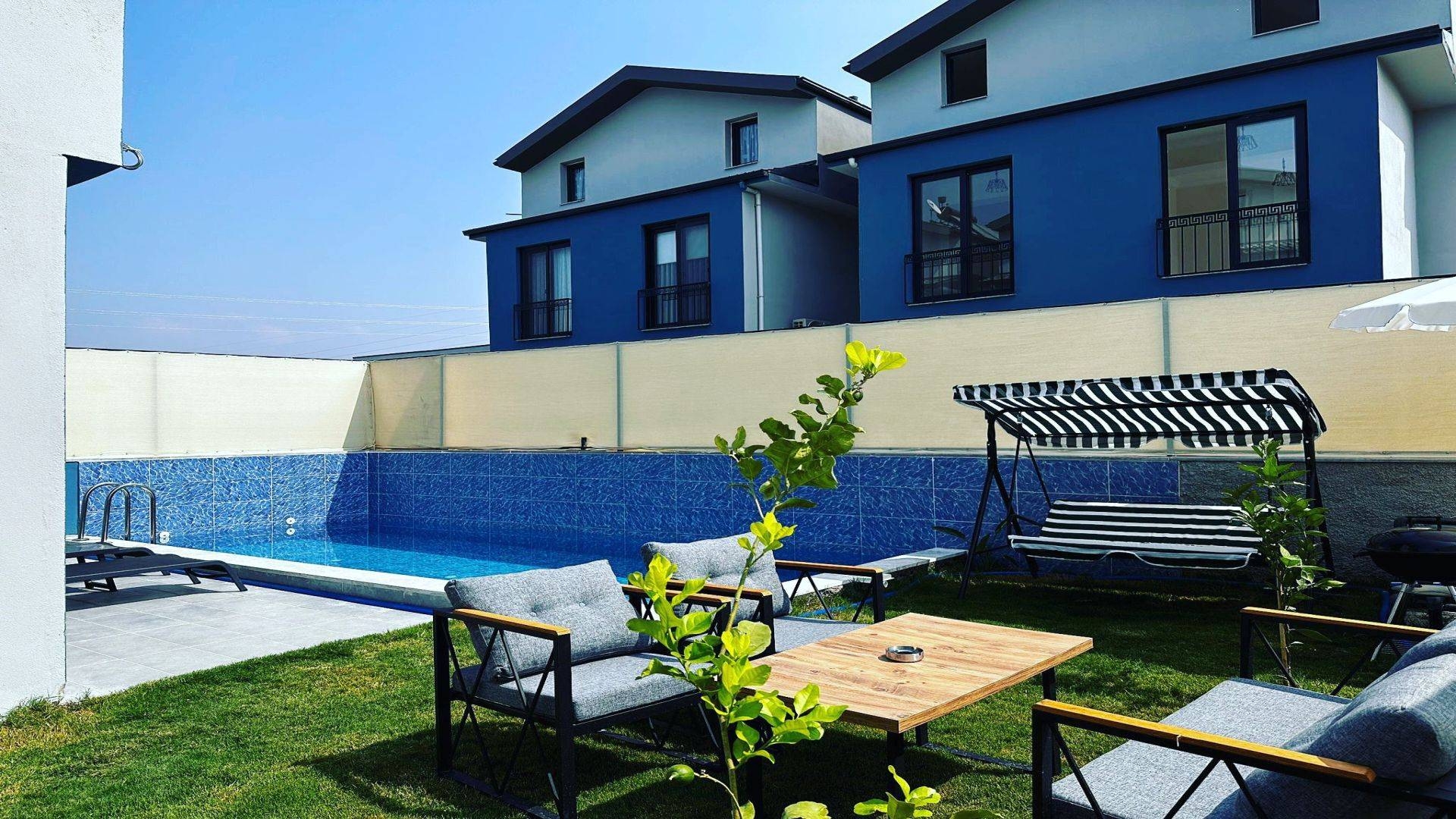 Fethiye Karaçulha'da Modern Tasarımlı, Özel Havuzlu, Kiralık Villa