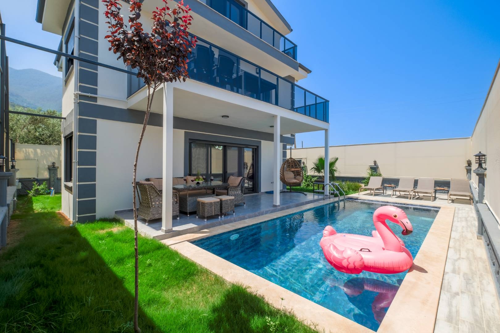 Fethiye Karaçulha'da Nezih Konumda, Özel Havuzlu, 6 Kişilik Villa