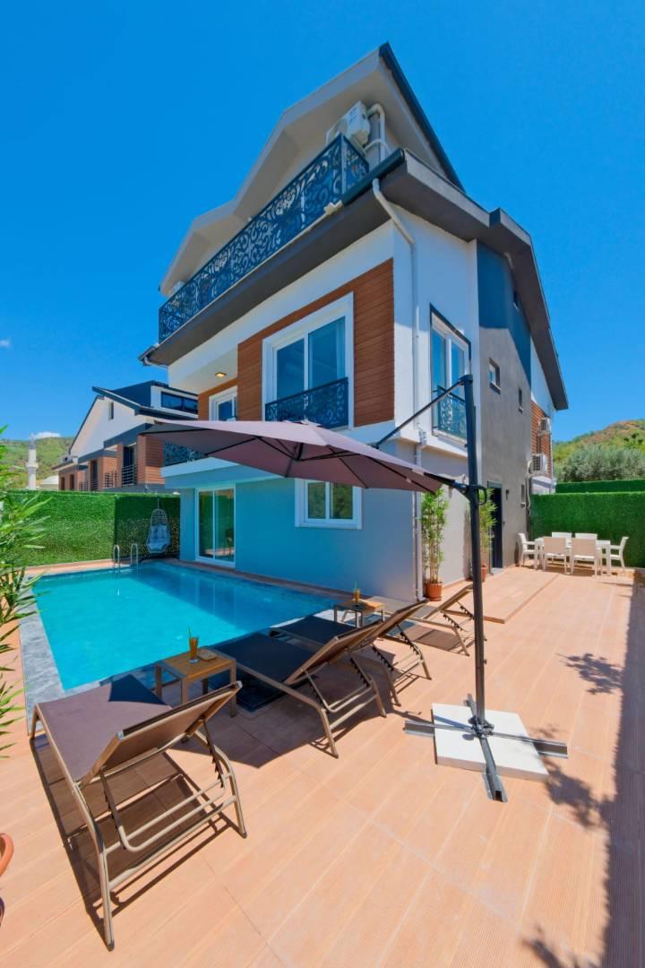 Fethiye Karagedik'te Göz Alıcı Doğada, Özel Havuzlu, Modern Villa-42337