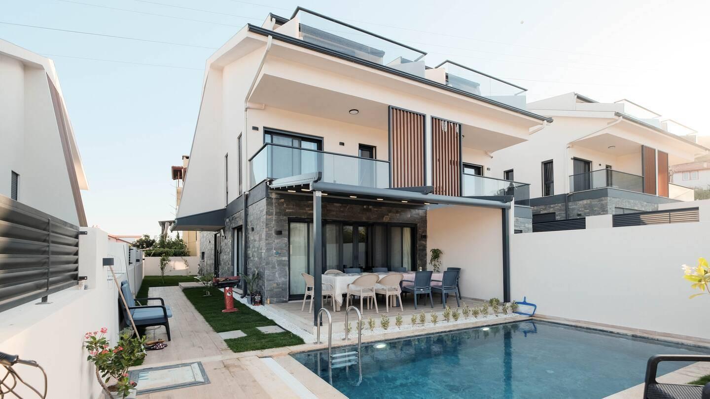 Fethiye Karagedik'te Modern Tasarımlı, Özel Havuzlu, Şık Villa -39055