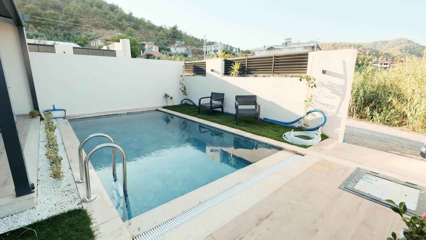 Fethiye Karagedik'te Modern Tasarımlı, Özel Havuzlu, Şık Villa -39055