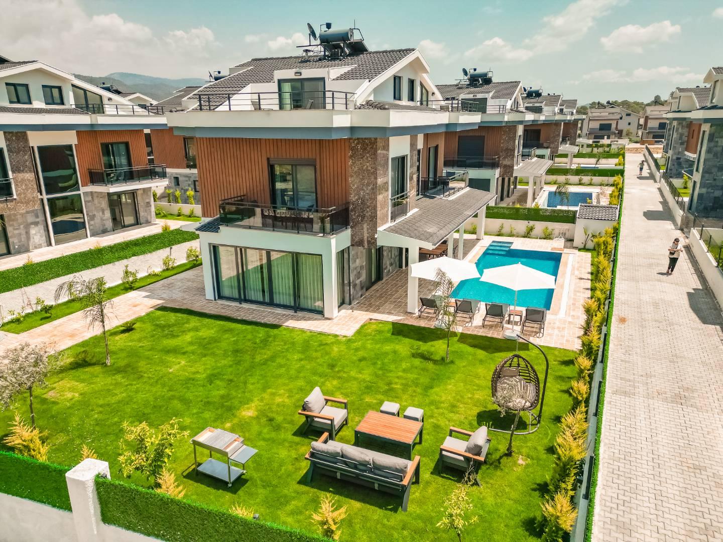 Fethiye Kargı'da Doğayla İç İçe, Bahçeli, Özel Havuzlu, Modern Villa-37247