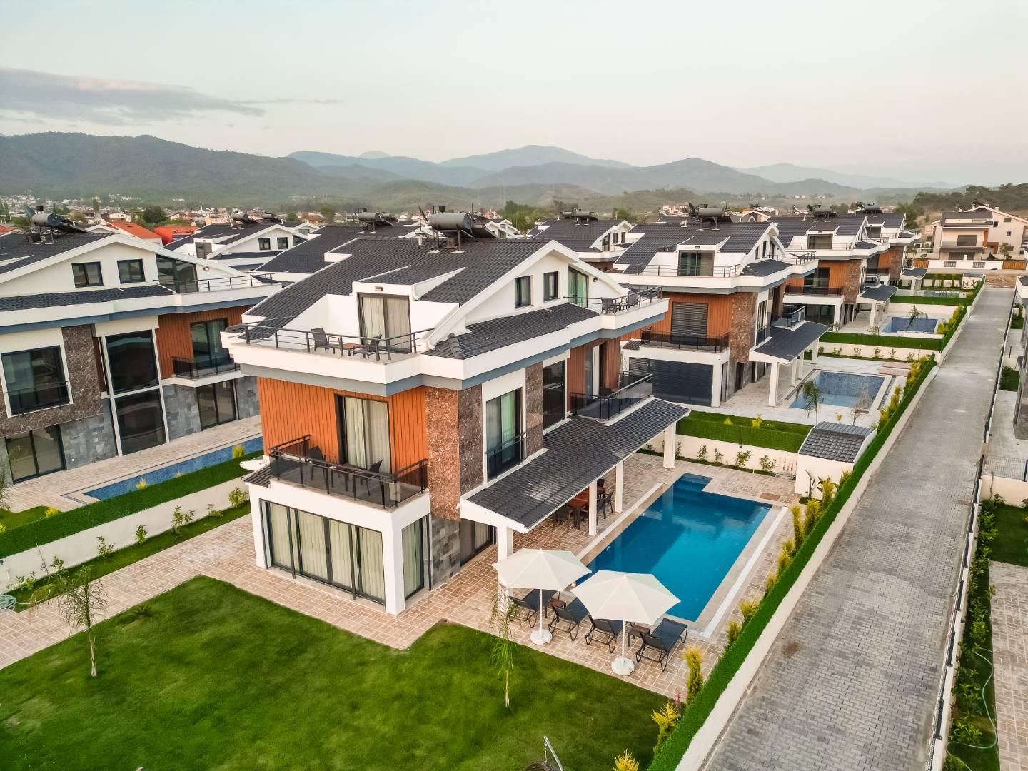 Fethiye Kargı'da Doğayla İç İçe, Bahçeli, Özel Havuzlu, Modern Villa-37247