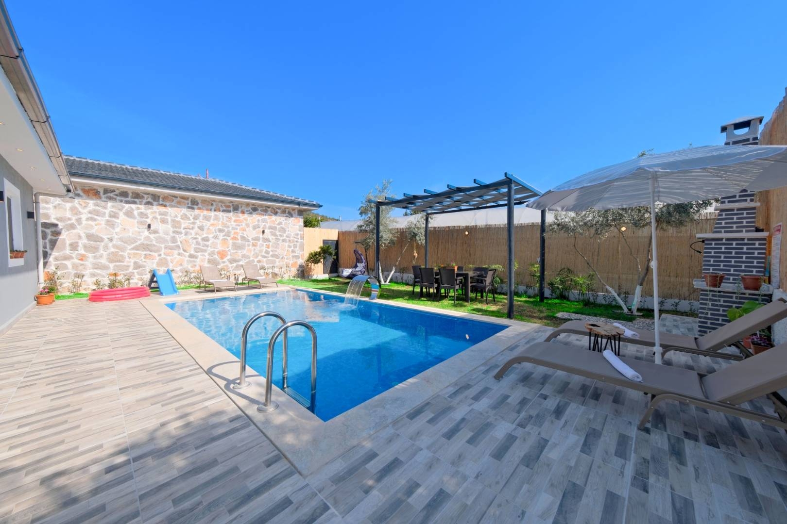 Fethiye Kargı'da Huzur Dolu Doğada, Özel Havuzlu, Ferah Villa