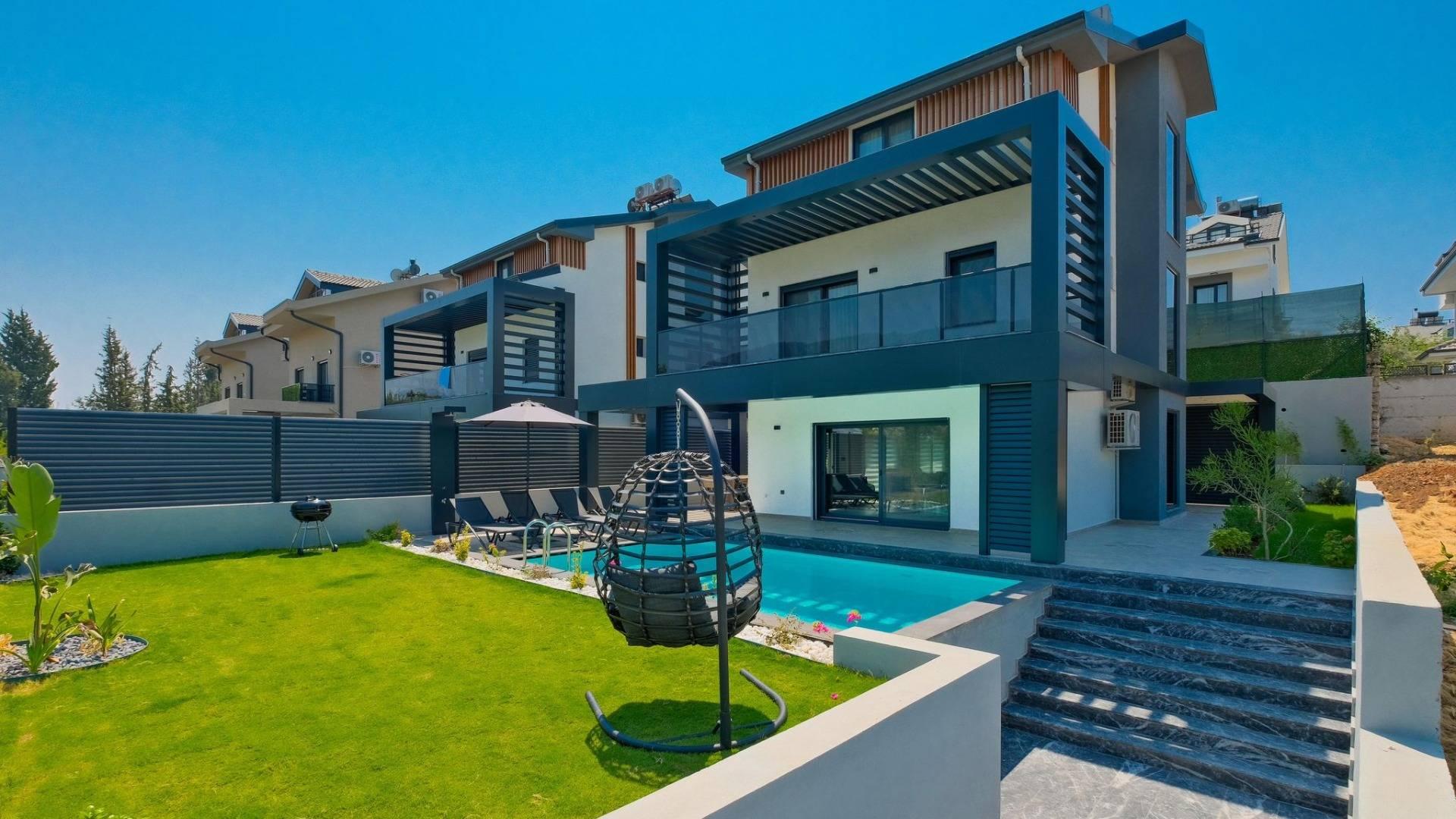 Fethiye Kargı'da Geniş Bahçe İçerisinde, Özel Havuzlu, Modern Villa-41764
