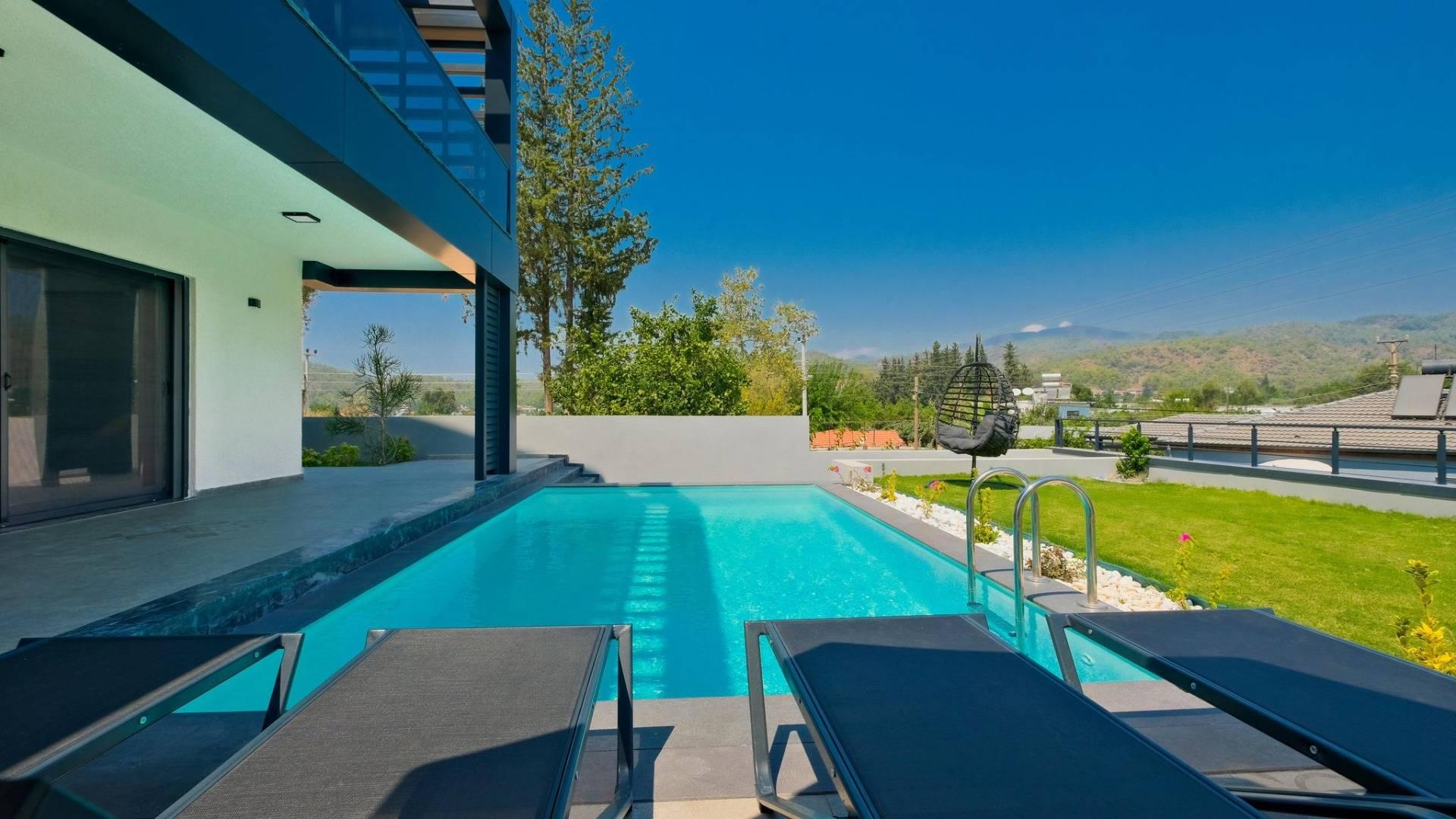 Fethiye Kargı'da Geniş Bahçe İçerisinde, Özel Havuzlu, Modern Villa-41764